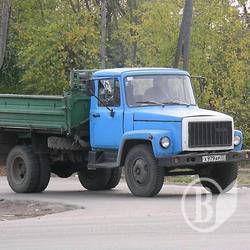 37-літній загинув під вантажівкою 37-літній загинув під вантажівкою