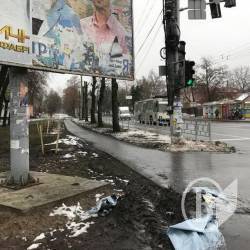 Доки будуть гадити рекламщики та завдяки ним?! Доки будуть гадити рекламщики та завдяки ним?!
