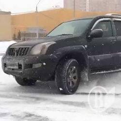  Toyota Land Cruiser  5-  