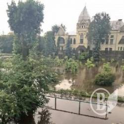 Бібліотека Короленка просить допомоги – просушити фонди Бібліотека Короленка просить допомоги – просушити фонди