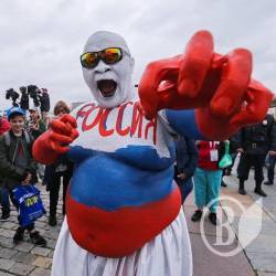 Жириновський знов розповіда про апетити РФ на українські міста Жириновський знов розповіда про апетити РФ на українські міста