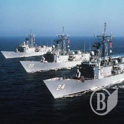 Чи не взяти нам трійко американських фрегатів? Взяти! Чи не взяти нам трійко американських фрегатів? Взяти!