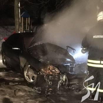 Вночі погорів Mercedes Вночі погорів Mercedes