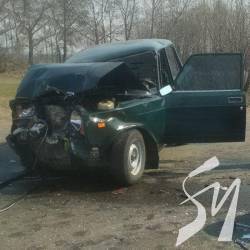 В лобовому зіткненні ВАЗів загинув дідусь-водій В лобовому зіткненні ВАЗів загинув дідусь-водій