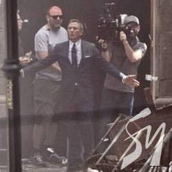 Вибухнуло на зйомках 25-го фільму про «агента 007» Бонда Вибухнуло на зйомках 25-го фільму про «агента 007» Бонда