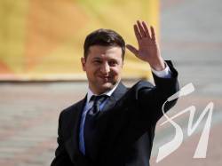 Зеленський привітав українців з розведенням військ у Станиці Луганській Зеленський привітав українців з розведенням військ у Станиці Луганській