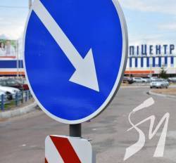 Де ще планують рух авто по колу? Де ще планують рух авто по колу?
