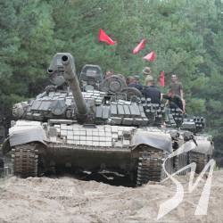 Змагання на кращий танковий взвод тривають на Чернігівщині Змагання на кращий танковий взвод тривають на Чернігівщині
