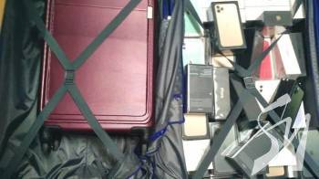       113- iPhone  71- AirPods Pro  1,8  