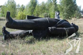 ' ,   2016   ,     375 . 