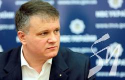 Комендантська година і надзвичайний стан - Аваков раптом захотів обмежень прав як у Китаї Комендантська година і надзвичайний стан - Аваков раптом захотів обмежень прав як у Китаї