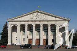 Як режисери та актори Чернігівського облмуздрамтеатру проводять онлайн-репетиції Як режисери та актори Чернігівського облмуздрамтеатру проводять онлайн-репетиції