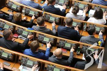 У Раді заблокували підписання закону про ринок землі У Раді заблокували підписання закону про ринок землі