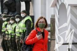 Майже половина українців вважає, що влада не справляється з протидією поширенню коронавірусу - опиту Майже половина українців вважає, що влада не справляється з протидією поширенню коронавірусу - опиту