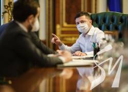 Зеленському и Шмигалю робили тест на коронавірус - ОП Зеленському и Шмигалю робили тест на коронавірус - ОП