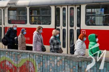 Кабмін з 11 травня збирається збільшити кількість громадського транспорту в Україні Кабмін з 11 травня збирається збільшити кількість громадського транспорту в Україні