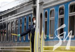 Зеленський доручив закупити електропоїзди з кондиціонерами Зеленський доручив закупити електропоїзди з кондиціонерами