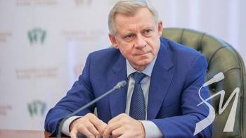 Голова НБУ Смолій подав у відставку через політичний тиск Голова НБУ Смолій подав у відставку через політичний тиск