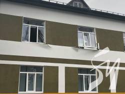 Двоє постраждалих від вибуху у військовому гуртожитку на Чернігівщині перебувають у комі Двоє постраждалих від вибуху у військовому гуртожитку на Чернігівщині перебувають у комі