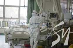   쳿 1585        COVID-19