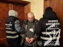 Поліція Чернігівщини за кілька годин встановила причетного до вбивства чоловіка Поліція Чернігівщини за кілька годин встановила причетного до вбивства чоловіка