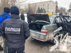 Поліція Чернігівщини затримала таксиста за вбивство пасажира Поліція Чернігівщини затримала таксиста за вбивство пасажира