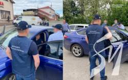 Високопосадовця ДСНС Чернігівщини затримали «на гарячому» Високопосадовця ДСНС Чернігівщини затримали «на гарячому»