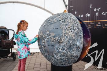 150 , 250 , 25   -   Book Space  