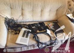 Поліцейські Ніжина викрили «банківського» шахрая Поліцейські Ніжина викрили «банківського» шахрая