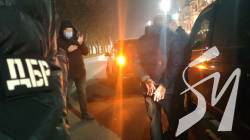 Вимагав гроші за зміну цільового призначення землі: подробиці затримання посадовця у Чернігові Вимагав гроші за зміну цільового призначення землі: подробиці затримання посадовця у Чернігові