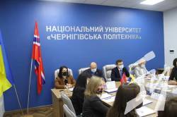 На Чернігівщині обговорювали питання адаптації військових та ветеранів На Чернігівщині обговорювали питання адаптації військових та ветеранів