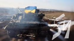 Зведення штабу: ворог втратив понад 200 осіб, ЗСУ знищили 12 російських танків Зведення штабу: ворог втратив понад 200 осіб, ЗСУ знищили 12 російських танків