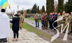 Ніжинська громада прощалася з двома захисниками Ніжинська громада прощалася з двома захисниками