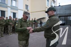 Міністр оборони Резніков відвідав Чернігівщину та нагородив захисників Міністр оборони Резніков відвідав Чернігівщину та нагородив захисників