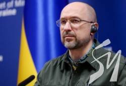 Дефіцит бюджету України щомісяця складає близько $5 млрд, - Шмигаль Дефіцит бюджету України щомісяця складає близько $5 млрд, - Шмигаль