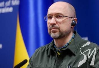 Дефіцит бюджету України щомісяця складає близько $5 млрд, - Шмигаль Дефіцит бюджету України щомісяця складає близько $5 млрд, - Шмигаль