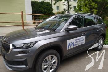 Міжнародний медичний корпус передав Чернігівщині сім медичних автівок