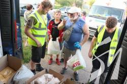 У приміських селах Чернігова люди досі потребують харчів та предметів побуту У приміських селах Чернігова люди досі потребують харчів та предметів побуту