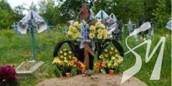 У селі під Черніговом росіяни розстріляли трьох молодих хлопців з БТР У селі під Черніговом росіяни розстріляли трьох молодих хлопців з БТР
