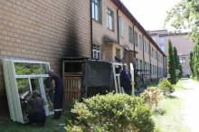 На Чернігівщині ремонтують обласну психоневрологічну лікарню, яка постраждала від обстрілів На Чернігівщині ремонтують обласну психоневрологічну лікарню, яка постраждала від обстрілів