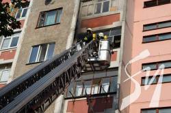 У Чернігові сталася пожежа у дев’ятиповерхівці