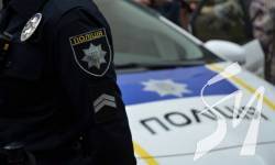 У Чернігові п’яний водій пропонував патрульним хабар. ВІДЕО У Чернігові п’яний водій пропонував патрульним хабар. ВІДЕО