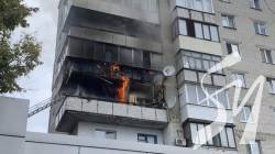 Врятували дітей та дорослих: у центрі Чернігова горіли дві квартири та балкон Врятували дітей та дорослих: у центрі Чернігова горіли дві квартири та балкон