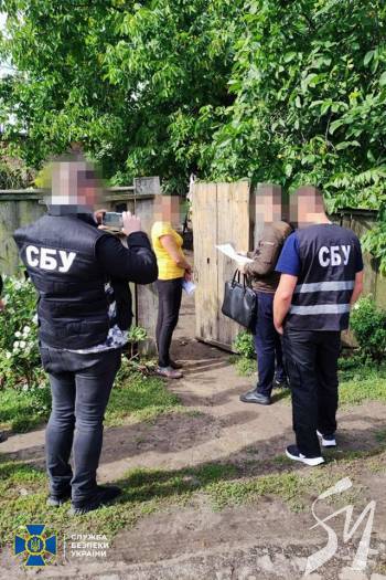 На Чернігівщині СБУ затримала російську агентку, яка передавала розвіддані про переміщення ЗСУ На Чернігівщині СБУ затримала російську агентку, яка передавала розвіддані про переміщення ЗСУ