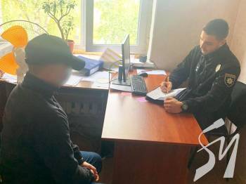 У Чернігові чоловік напав на жінку та викрав телефон У Чернігові чоловік напав на жінку та викрав телефон