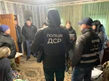Отримували до 15 тисяч гривень прибутку на день: на Чернігівщині затримали групу наркоторговців Отримували до 15 тисяч гривень прибутку на день: на Чернігівщині затримали групу наркоторговців