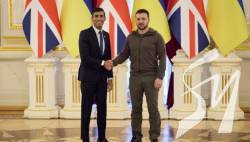 Британський прем'єр Сунак допускає збільшення військової допомоги Україні наступного року - ЗМІ Британський прем'єр Сунак допускає збільшення військової допомоги Україні наступного року - ЗМІ