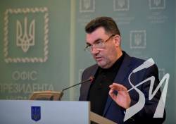 Зеленський підписав рішення РНБО про заборону релігійних організацій, пов’язаних з Росією Зеленський підписав рішення РНБО про заборону релігійних організацій, пов’язаних з Росією