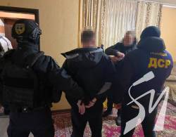На Чернігівщині затримали квартирних крадіїв, які поцупили майна на 1,4 мільйона гривень На Чернігівщині затримали квартирних крадіїв, які поцупили майна на 1,4 мільйона гривень