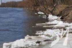 Ситуацію на Десні взяли під контроль, вода поступово відходить від домогосподарств Ситуацію на Десні взяли під контроль, вода поступово відходить від домогосподарств